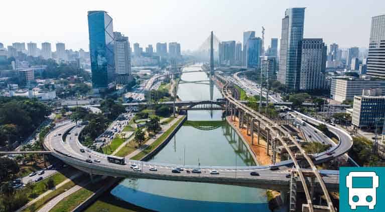 drone nettoyage de pont et infrastructure