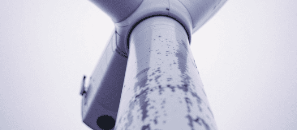 Nettoyage par drone d'éolienne